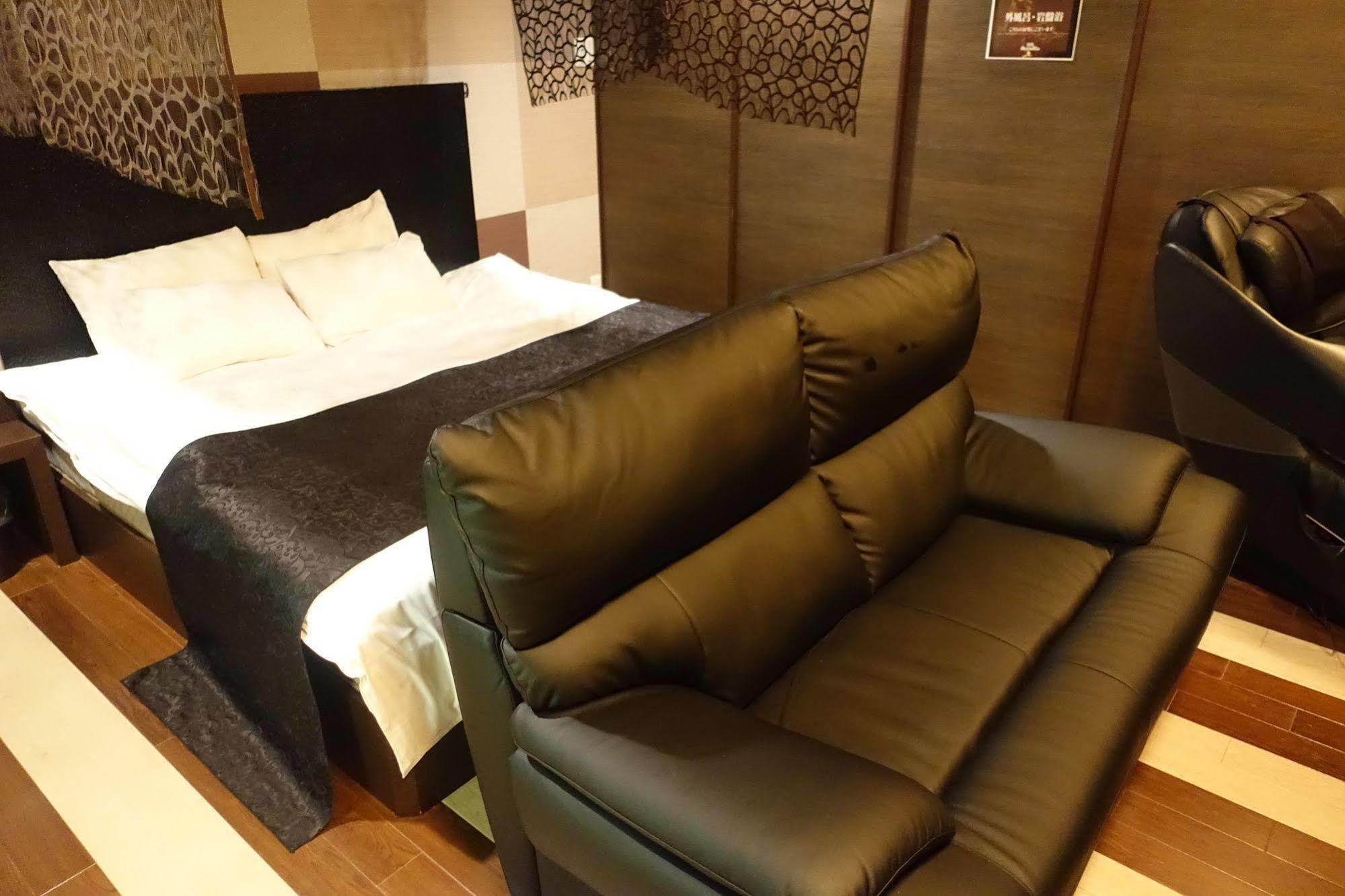 ホテル ポルト 男塾ホテルグループ (Adults Only) هيميجي المظهر الخارجي الصورة